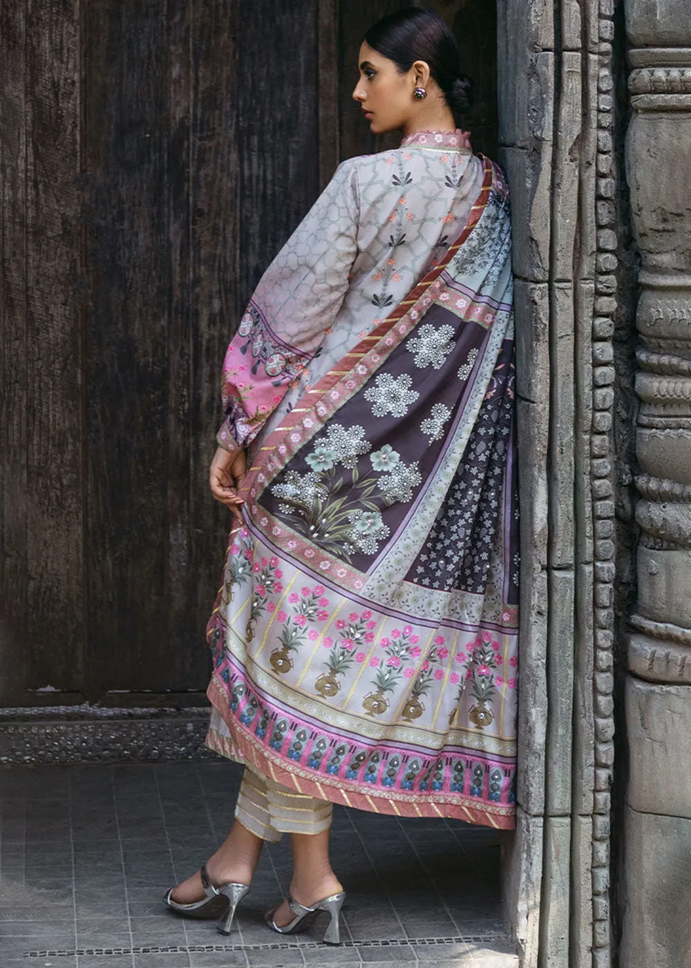 Nirvana Unstitched Silk Edit '24 by Mushq | Pewter