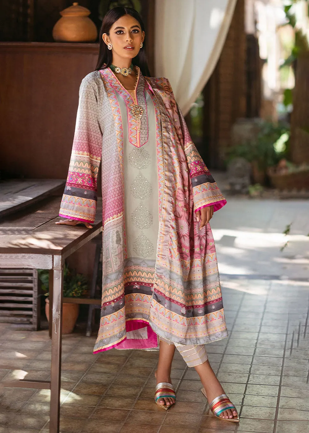 Nirvana Unstitched Silk Edit '24 by Mushq | Taffy