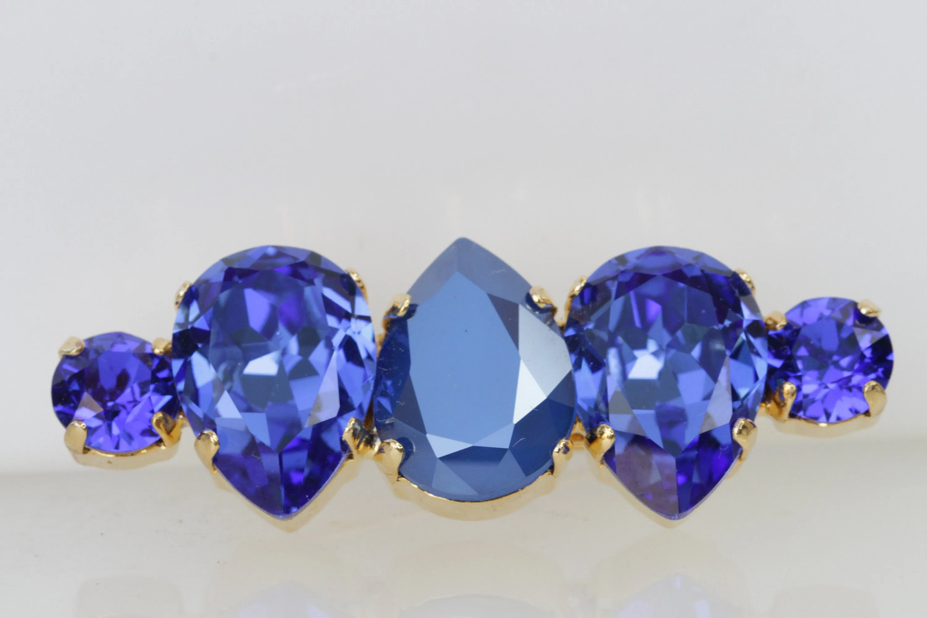 ROYAL BLUE BROOCH,